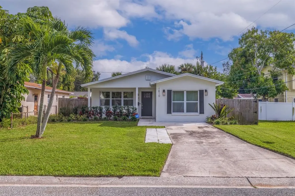 1810 Mississippi Avenue NE St Petersburg FL 33703