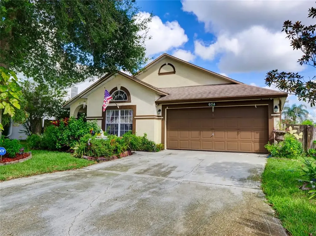 634 Lake Davenport Boulevard Davenport FL 33897