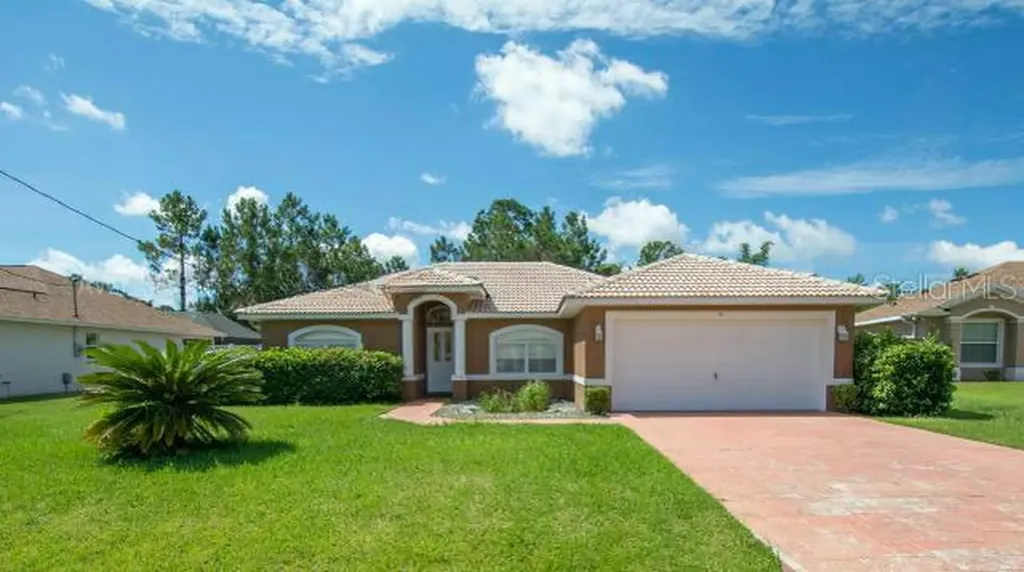 15 Fernon Lane Palm Coast FL 32137