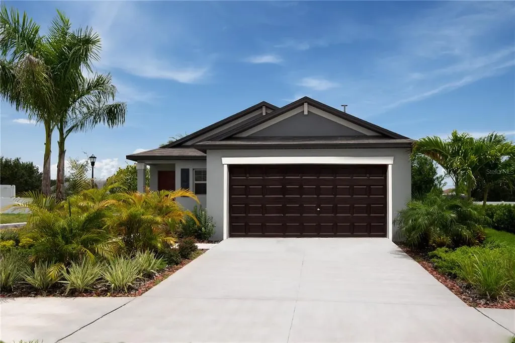 5567 Blue Azure Drive Wimauma FL 33598