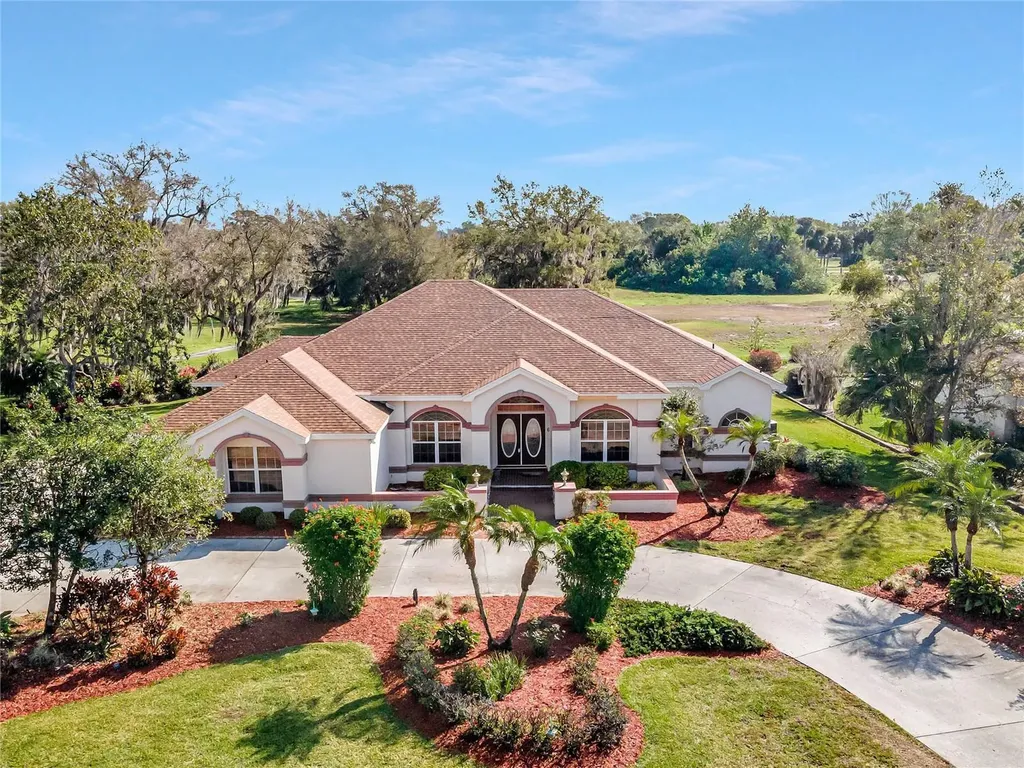 6 Lefe Court Haines City FL 33844