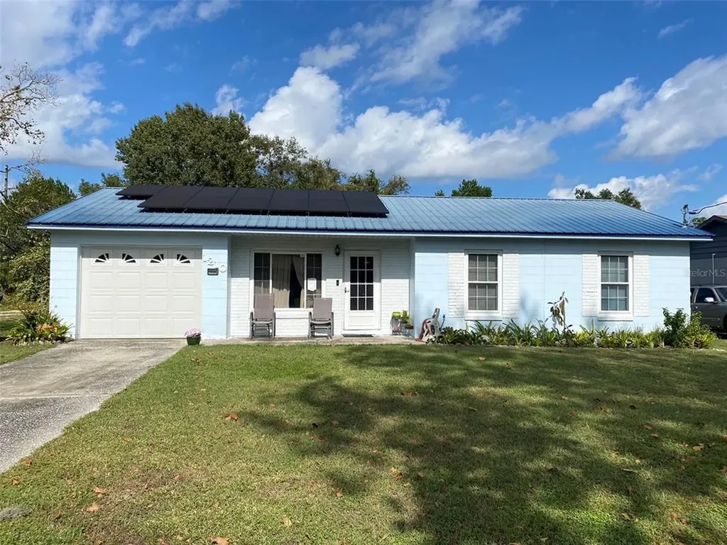 1210 Colerain Avenue Tavares FL 32778