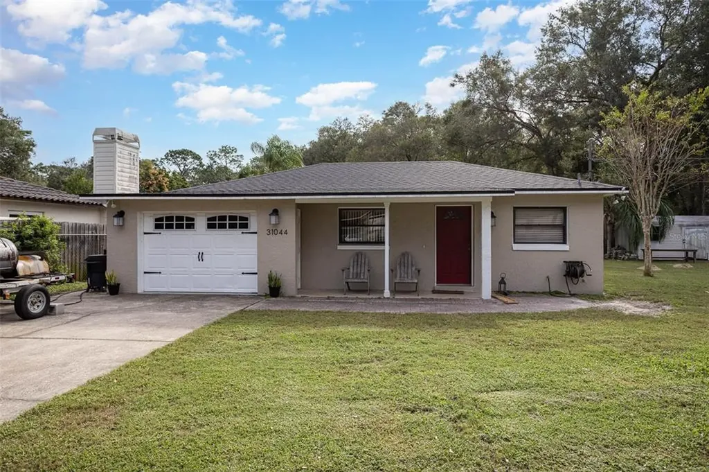 31044 Oakmont Avenue Sorrento FL 32776