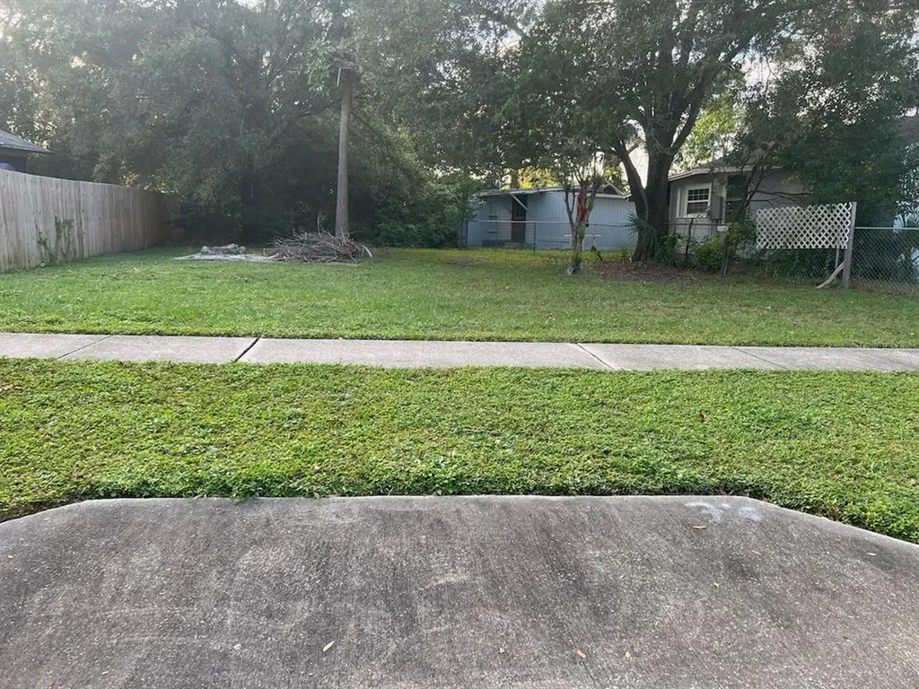 5552 Crissman Drive N St Petersburg FL 33714