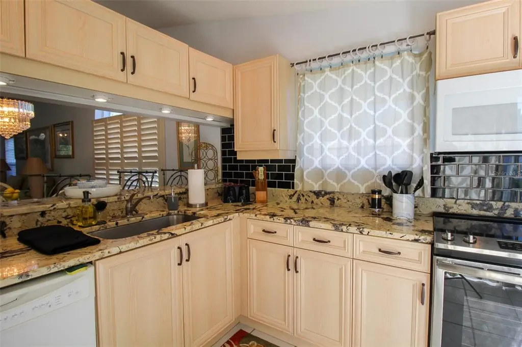 502 Sanderling Circle Bradenton FL 34209
