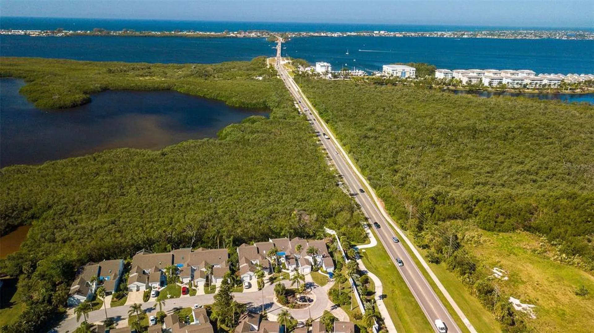 502 Sanderling Circle Bradenton FL 34209
