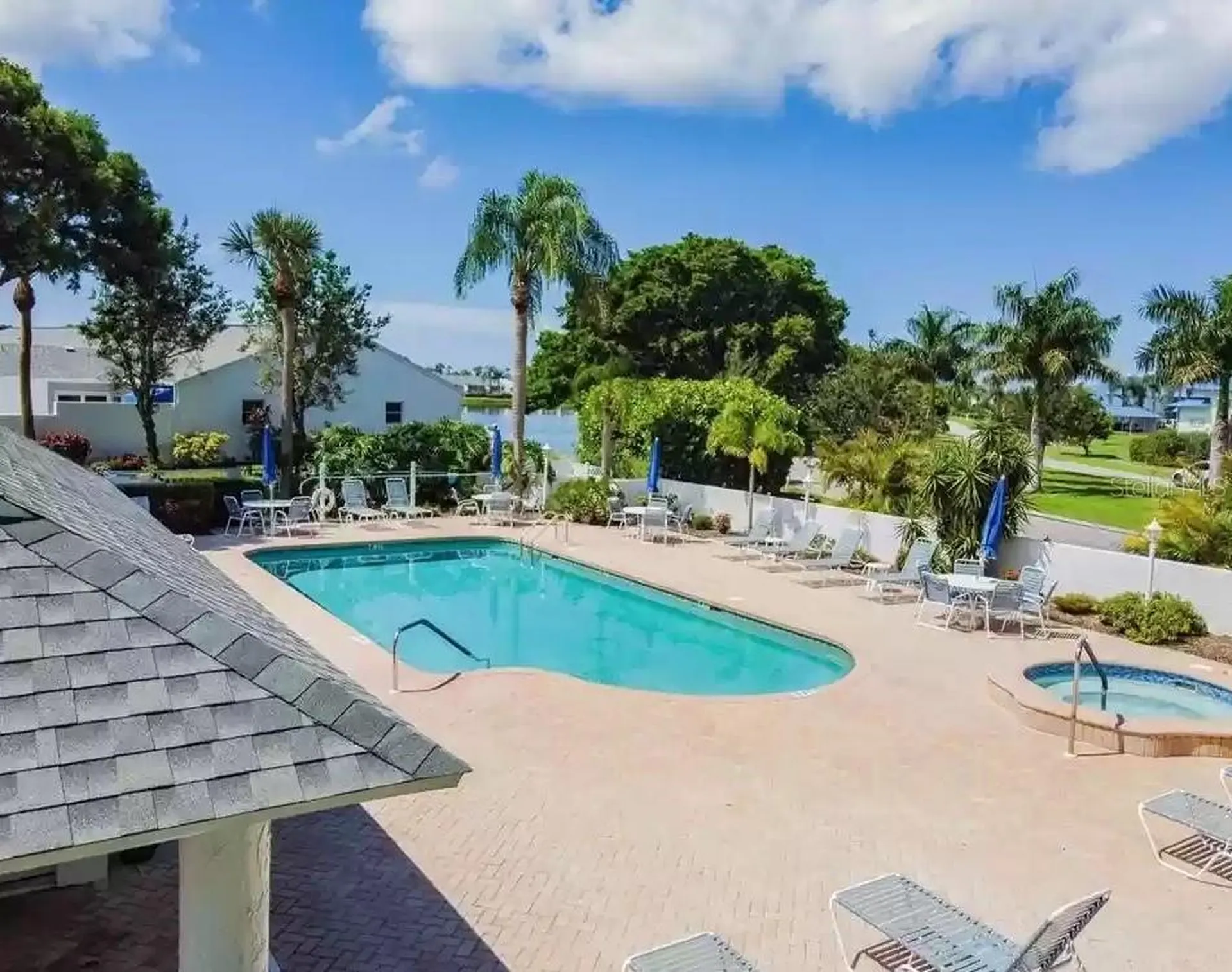 502 Sanderling Circle Bradenton FL 34209