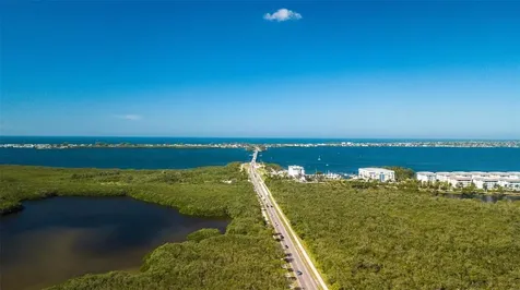 502 Sanderling Circle Bradenton FL 34209