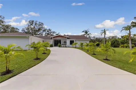 6080 Ravenwood Drive Sarasota FL 34243