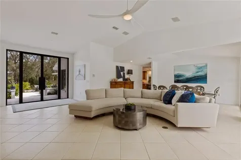 6080 Ravenwood Drive Sarasota FL 34243