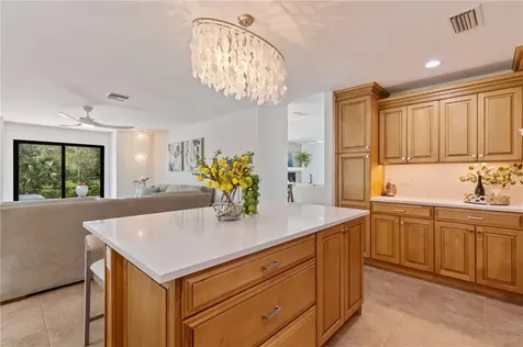 6080 Ravenwood Drive Sarasota FL 34243
