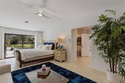 6080 Ravenwood Drive Sarasota FL 34243