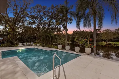 6080 Ravenwood Drive Sarasota FL 34243