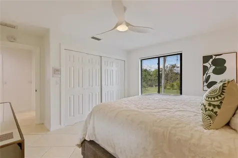 6080 Ravenwood Drive Sarasota FL 34243