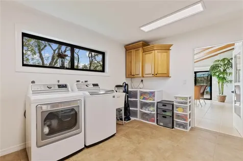 6080 Ravenwood Drive Sarasota FL 34243