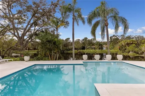 6080 Ravenwood Drive Sarasota FL 34243