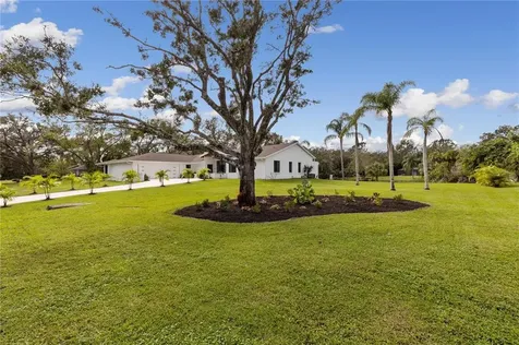 6080 Ravenwood Drive Sarasota FL 34243