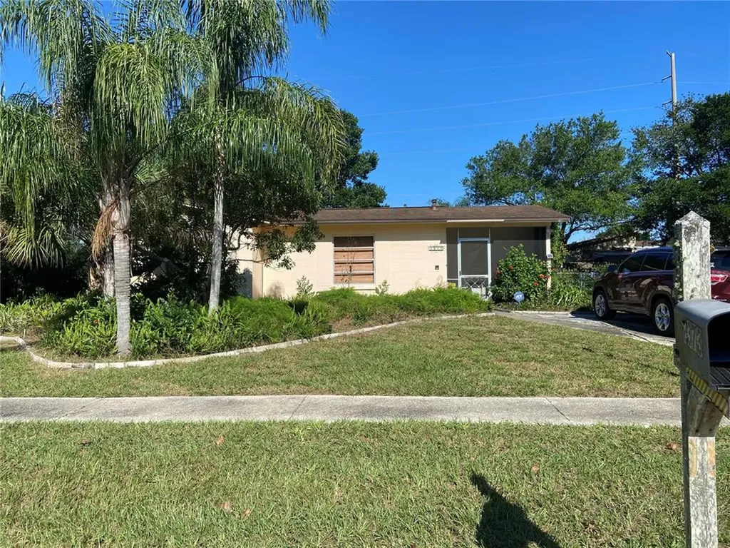2373 Greenwood Street Deltona FL 32738
