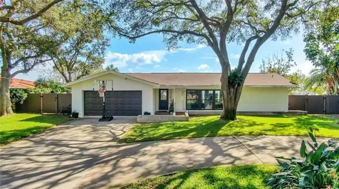 5820 Bahama Shores Drive S St Petersburg FL 33705