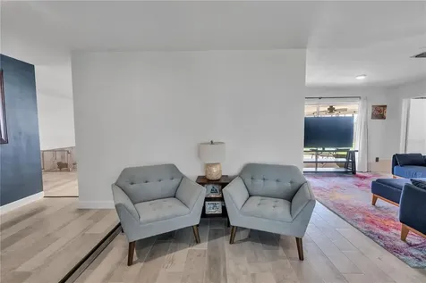 5820 Bahama Shores Drive S St Petersburg FL 33705