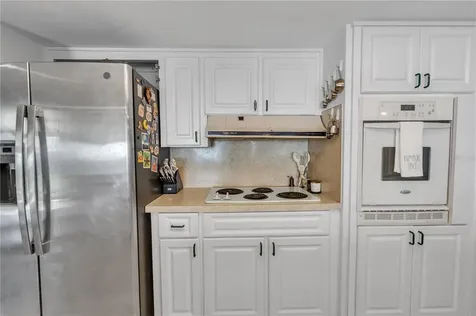 5820 Bahama Shores Drive S St Petersburg FL 33705