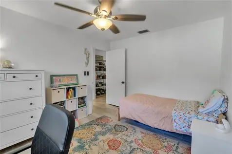 5820 Bahama Shores Drive S St Petersburg FL 33705