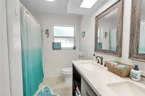 5820 Bahama Shores Drive S St Petersburg FL 33705