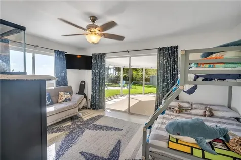 5820 Bahama Shores Drive S St Petersburg FL 33705