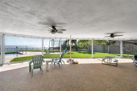 5820 Bahama Shores Drive S St Petersburg FL 33705