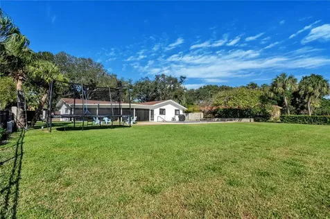 5820 Bahama Shores Drive S St Petersburg FL 33705