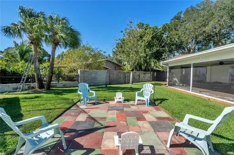 5820 Bahama Shores Drive S St Petersburg FL 33705