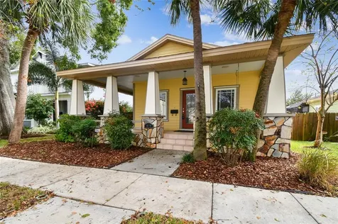 1039 10th Street N St Petersburg FL 33705