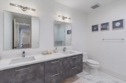 8201 Midnight Pass Road Sarasota FL 34242