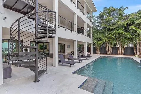 8201 Midnight Pass Road Sarasota FL 34242