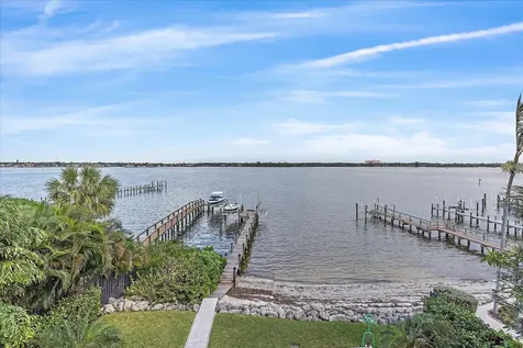 8201 Midnight Pass Road Sarasota FL 34242