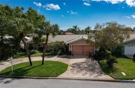 1984 Massachusetts Avenue NE St Petersburg FL 33703