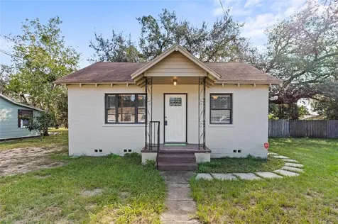36 E Saint Louis Avenue Eustis FL 32726