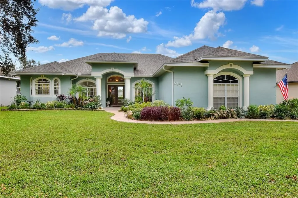 5258 Bloomfield Boulevard Lakeland FL 33810