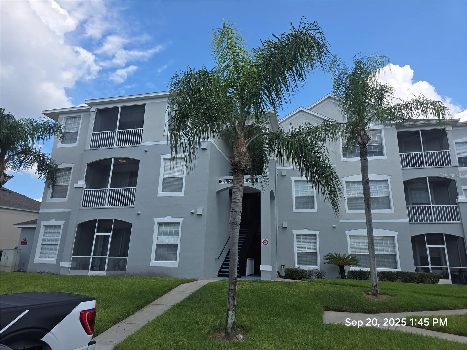 2307 Silver Palm Drive Kissimmee FL 34747