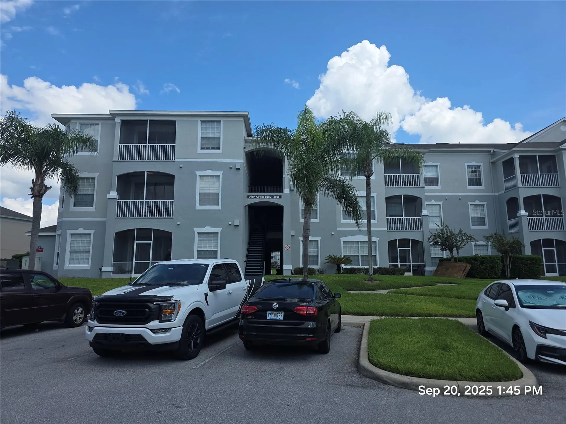 2307 Silver Palm Drive Kissimmee FL 34747