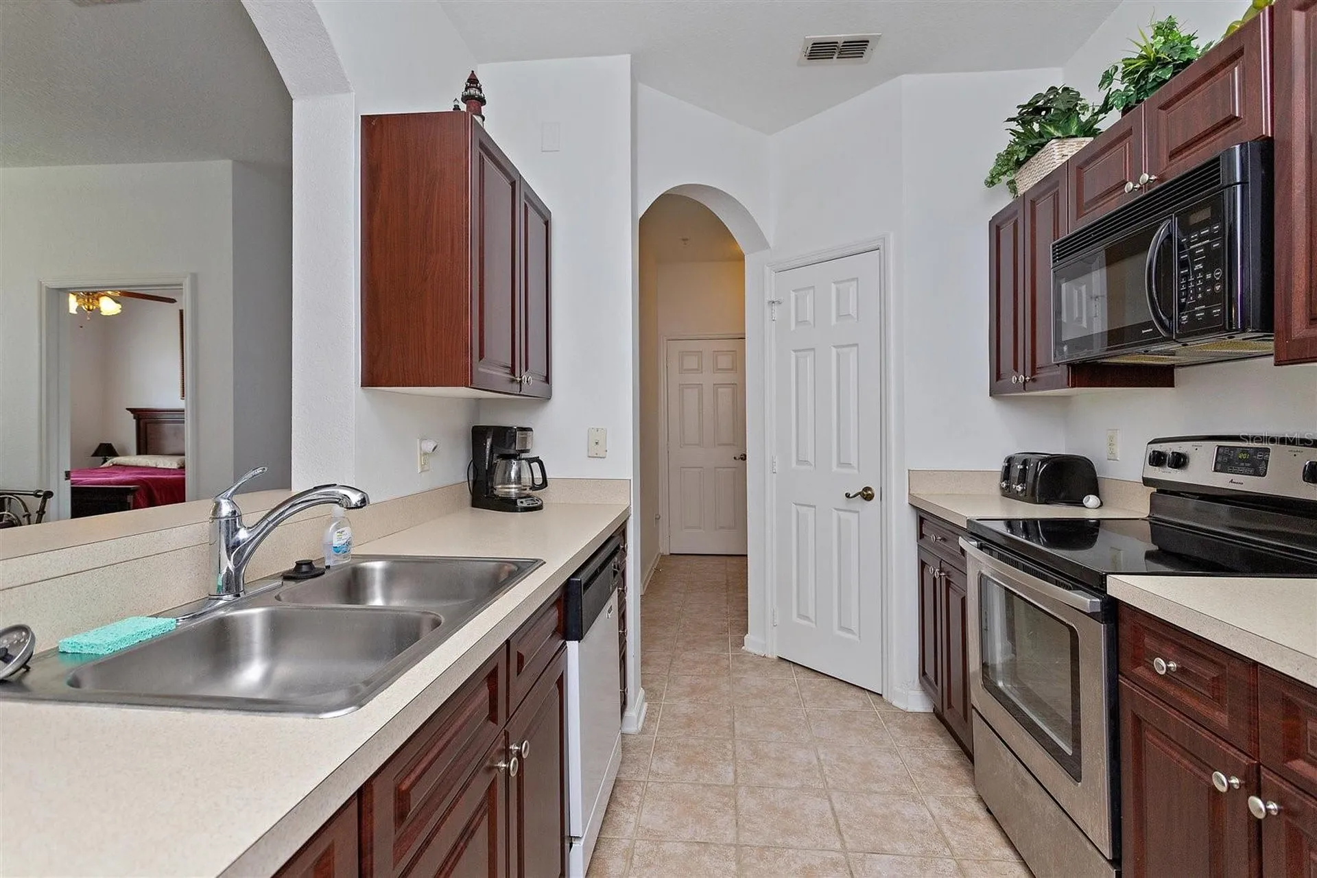 2307 Silver Palm Drive Kissimmee FL 34747
