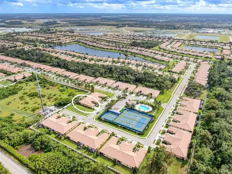 5809 Driftwood Falls Place Apollo Beach FL 33572