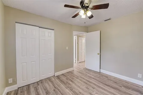 7528 37th Avenue N St Petersburg FL 33710