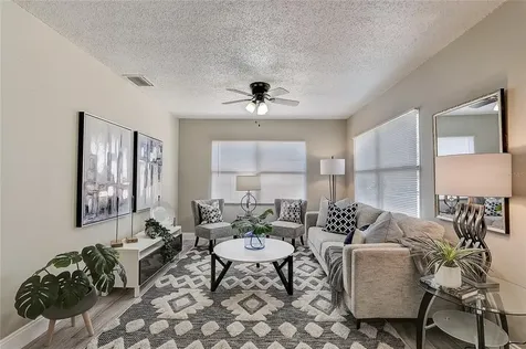 7528 37th Avenue N St Petersburg FL 33710