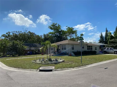 2840 21st Street N St Petersburg FL 33713