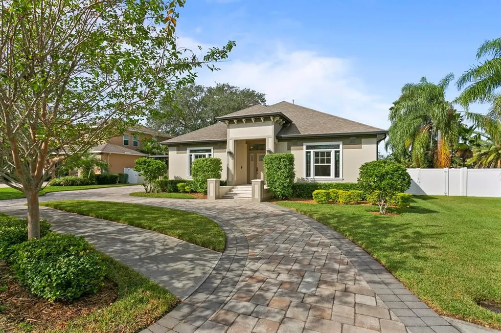 107 S Hale Avenue Tampa FL 33609