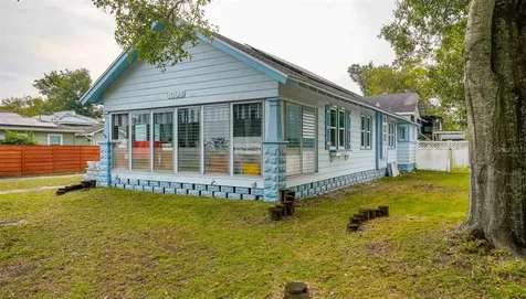 1094 34th Avenue N St Petersburg FL 33704