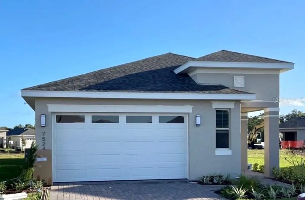 7525 Castlewood Court Saint Cloud FL 34773
