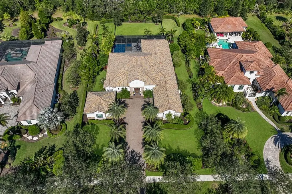 8317 Lindrick Lane Bradenton FL 34202
