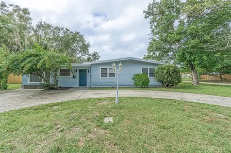 1050 74th Street N St Petersburg FL 33710